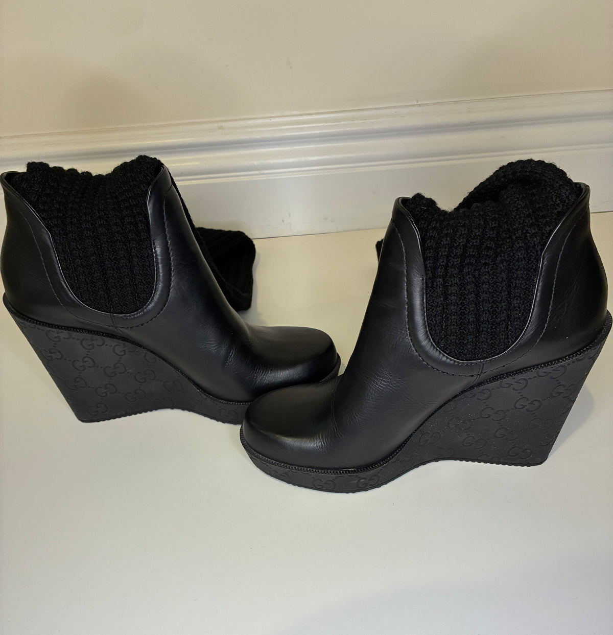 Gucci Knee-High Knit & Leather Wedge Boots Size-7